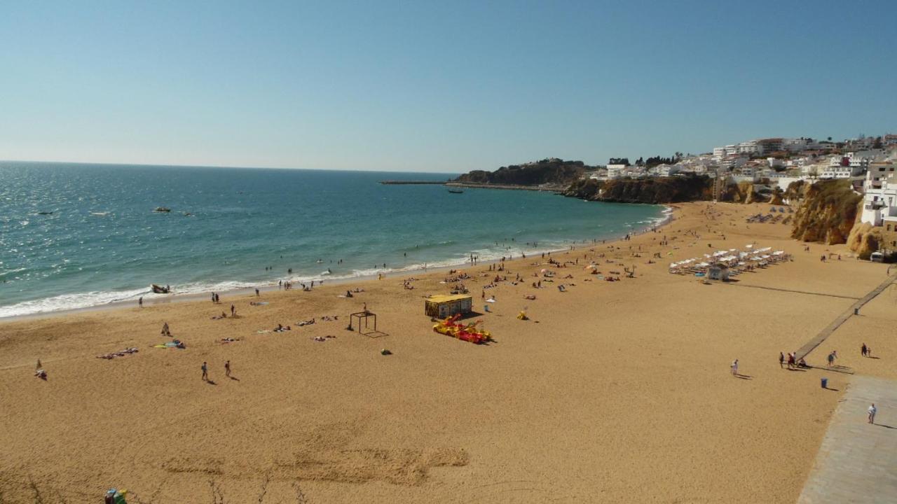 Top renoviertes Apartment mit großer Terrasse Albufeira Buitenkant foto